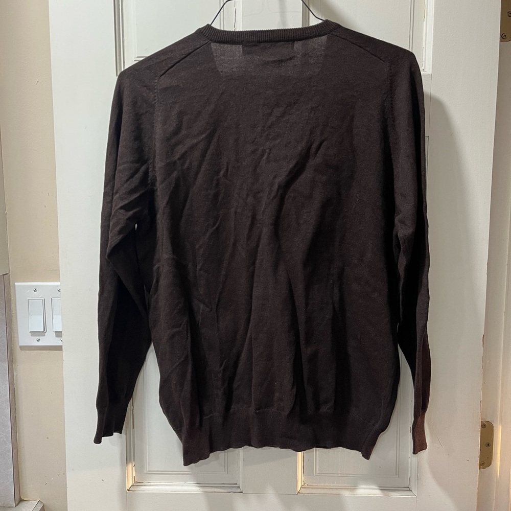 Sweater - Picture 2 of 4